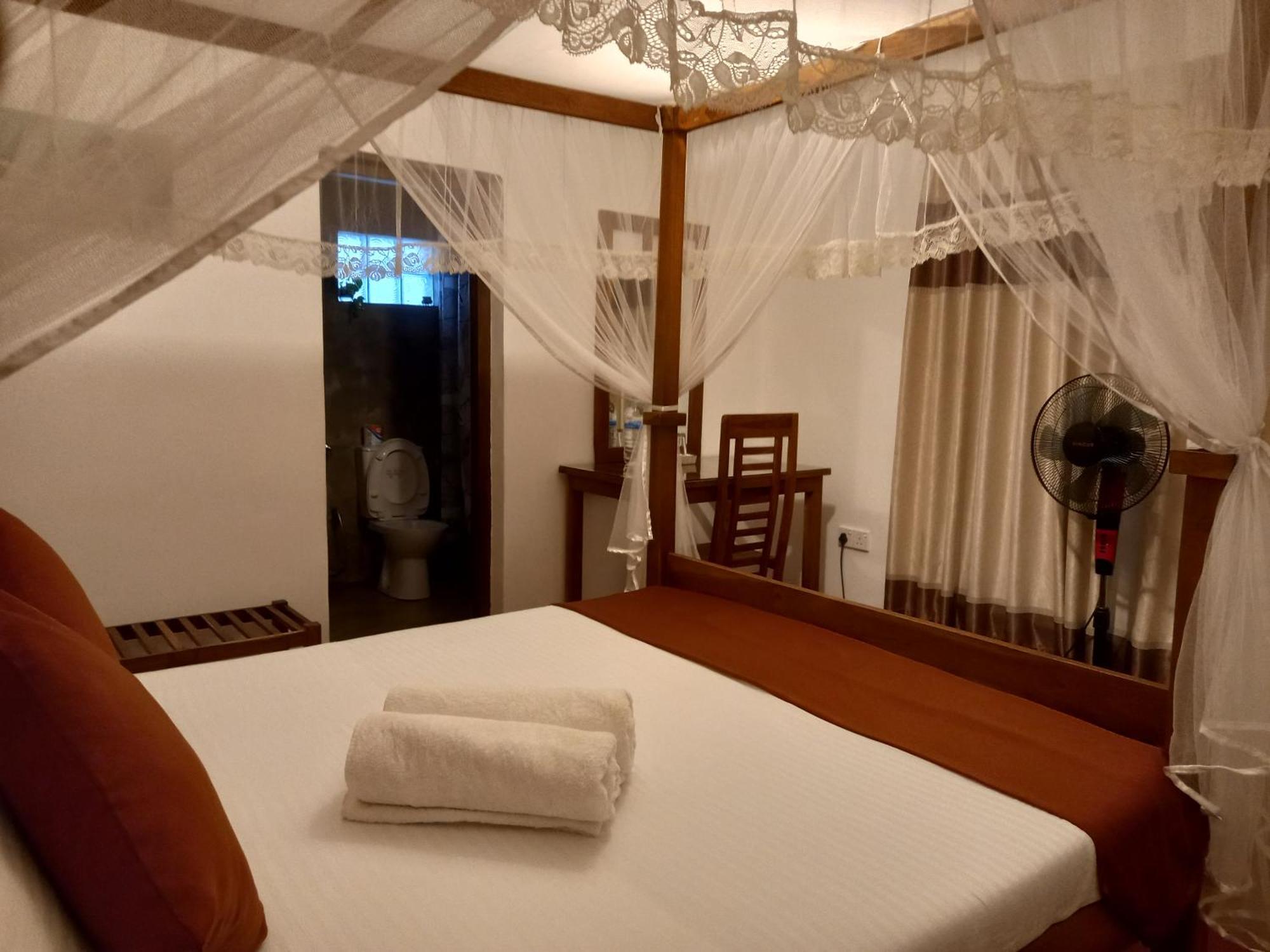 Mahaweli Shades Hotel Kandy Exterior photo